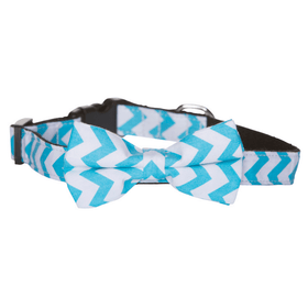 Hamish McBeth stylish blue chevron bowtie is an adjustable collar and includes a removable bow tie giving you the option to dress it up or down as mood suits you and your pup. Handmade from quality cotton fabric and strong yet soft webbing that provides best style and comfort.